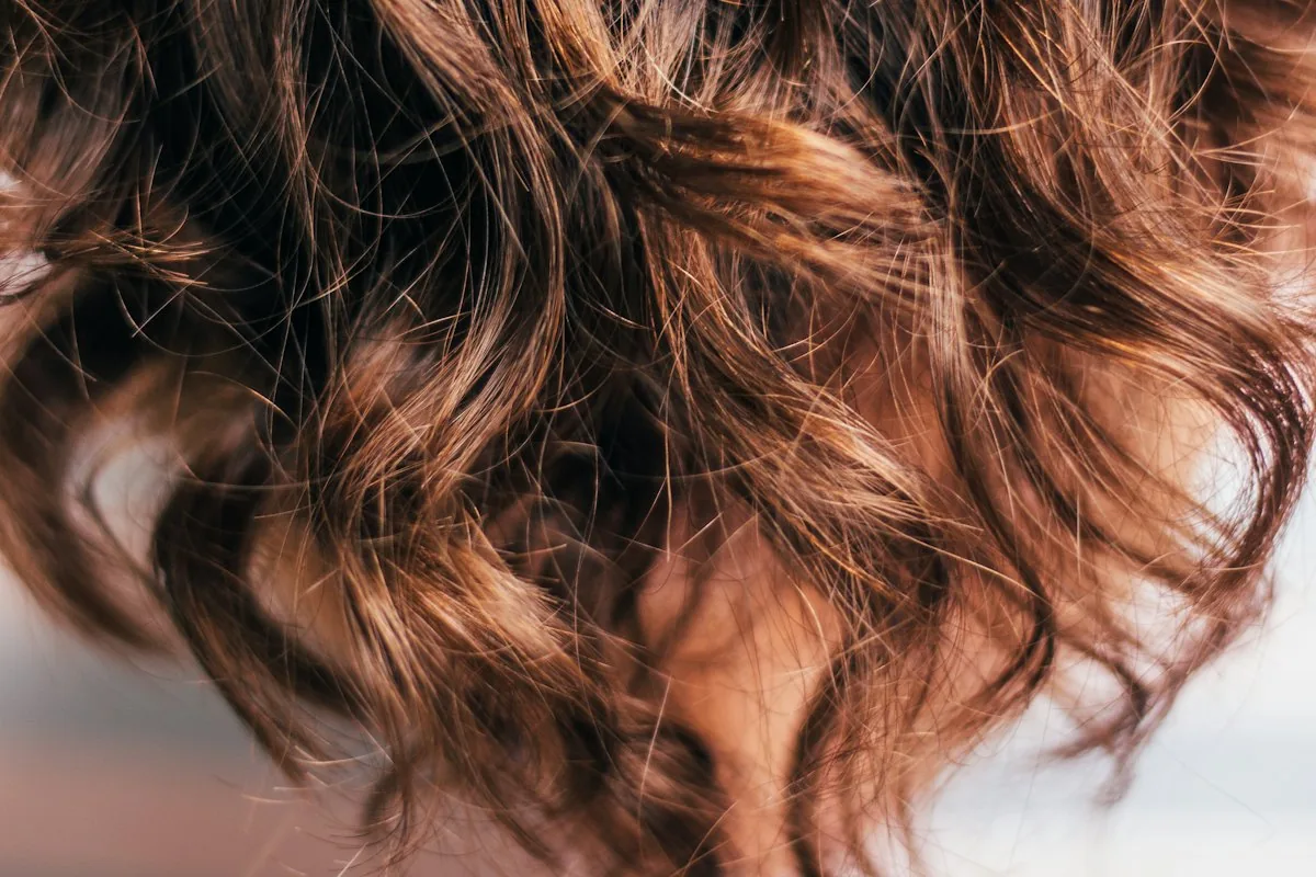 Copper waves in close-up