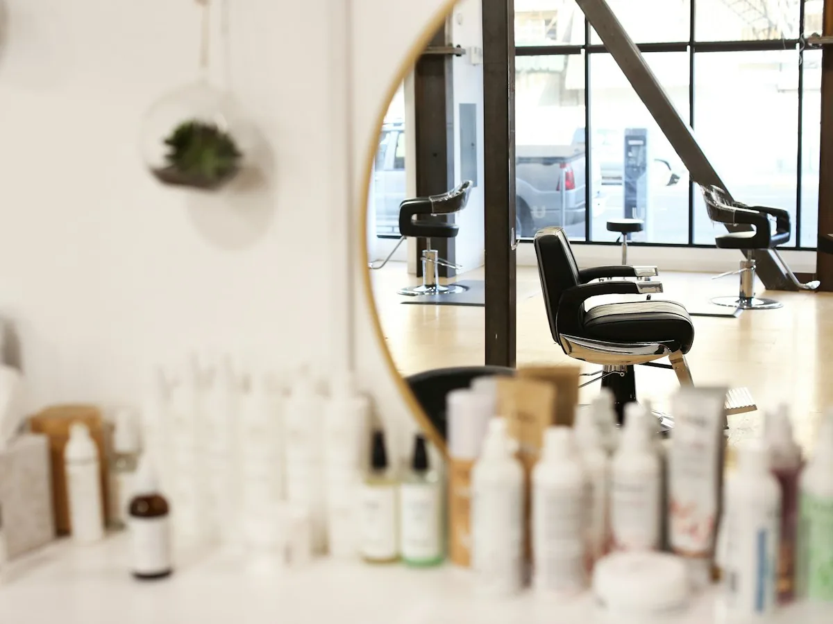 Cult Mane Montréal salon interior